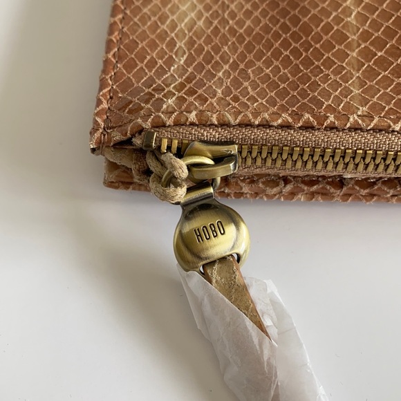 HOBO Original Desert Tie Dye Wallet NWT! - Picture 4 of 6